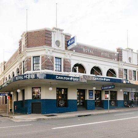 Royal Hotel Ryde Сидней Экстерьер фото