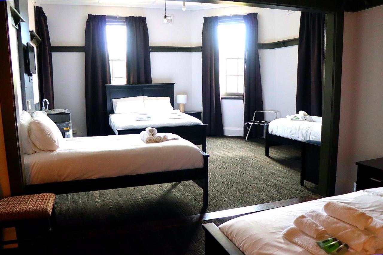 Royal Hotel Ryde Сидней Экстерьер фото