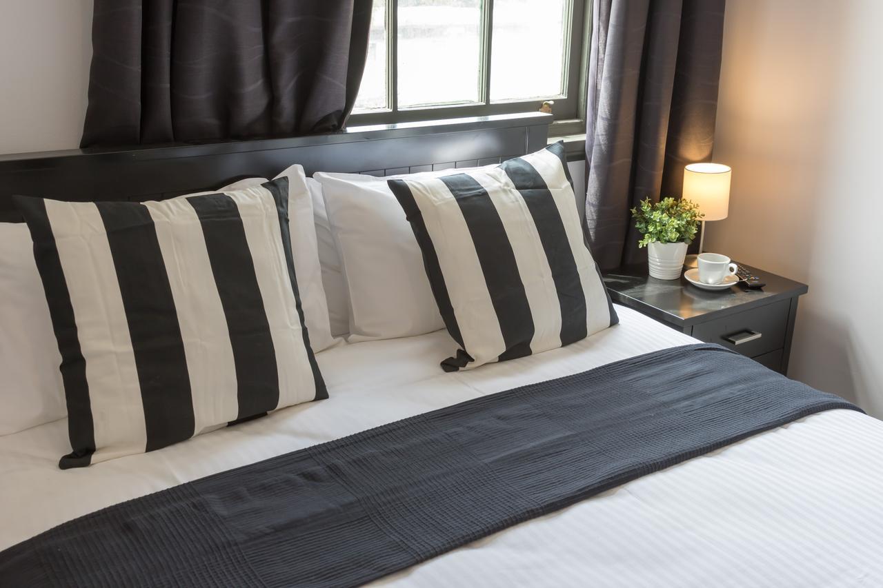 Royal Hotel Ryde Сидней Экстерьер фото